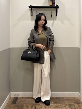 「アイテム（ノーカラージャケット）」を使った、mikaさん（レディース・165cm）の夏コーディネート