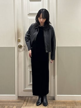 「アイテム（チョーカー）」を使った、mikaさん（レディース・165cm）の冬コーディネート