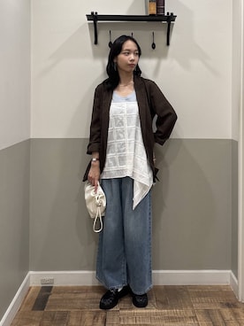 「A part by（アパートバイ）のキンチャクミニショルダバッグ（ショルダーバッグ、ホワイト系）」を使った、mikaさん（レディース）の夏コーディネート