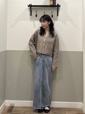 「アイテム（デニムスカート）」を使った、mikaさん（レディース・165cm）の秋コーディネート