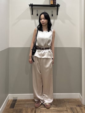 「A part by（アパートバイ）のキンチャクミニショルダバッグ（ショルダーバッグ、ブラック系）」を使った、mikaさん（レディース）の夏コーディネート