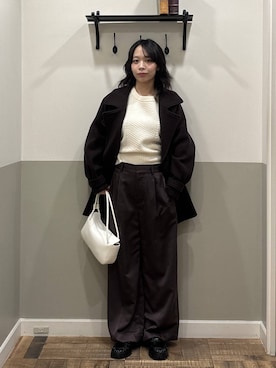 「アイテム（ピーコート）」を使った、mikaさん（レディース・165cm）の冬コーディネート