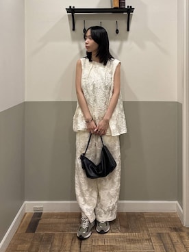 「A part by（アパートバイ）のハートモチーフバッグ（ショルダーバッグ、ブラック系）」を使った、mikaさん（レディース）の春コーディネート