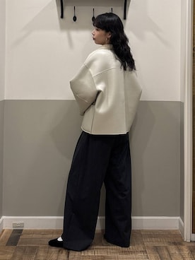 「アイテム（バレエシューズ）」を使った、mikaさん（レディース・165cm）の秋コーディネート