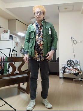 「アイテム（シャツ/ブラウス）」を使った、GROOVE_FUCKさん（メンズ・173cm・40代）の冬コーディネート