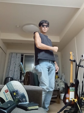 「アイテム（デニムパンツ）」を使った、makotoishidaさん（メンズ・173cm・40代）の夏コーディネート