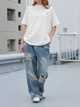 「Theater code（シアターコード）のdamage denim pants/ダメージデニム クラッシュデニム サイドボタンバギーデニム 2026年春夏（デニムパンツ、ブルー系）」を使った、NATSUKIさん（レディース・170cm）の夏コーディネート