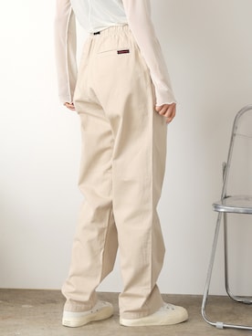 「Gramicci（グラミチ）のGramicci/グラミチ Gramicci PANT パンツ グラミチパンツ テーパード コットン ユニセックス 2026年 夏 夏服 秋服（チノパンツ、ベージュ系）」を使った、NATSUKIさん（レディース・170cm）の夏コーディネート