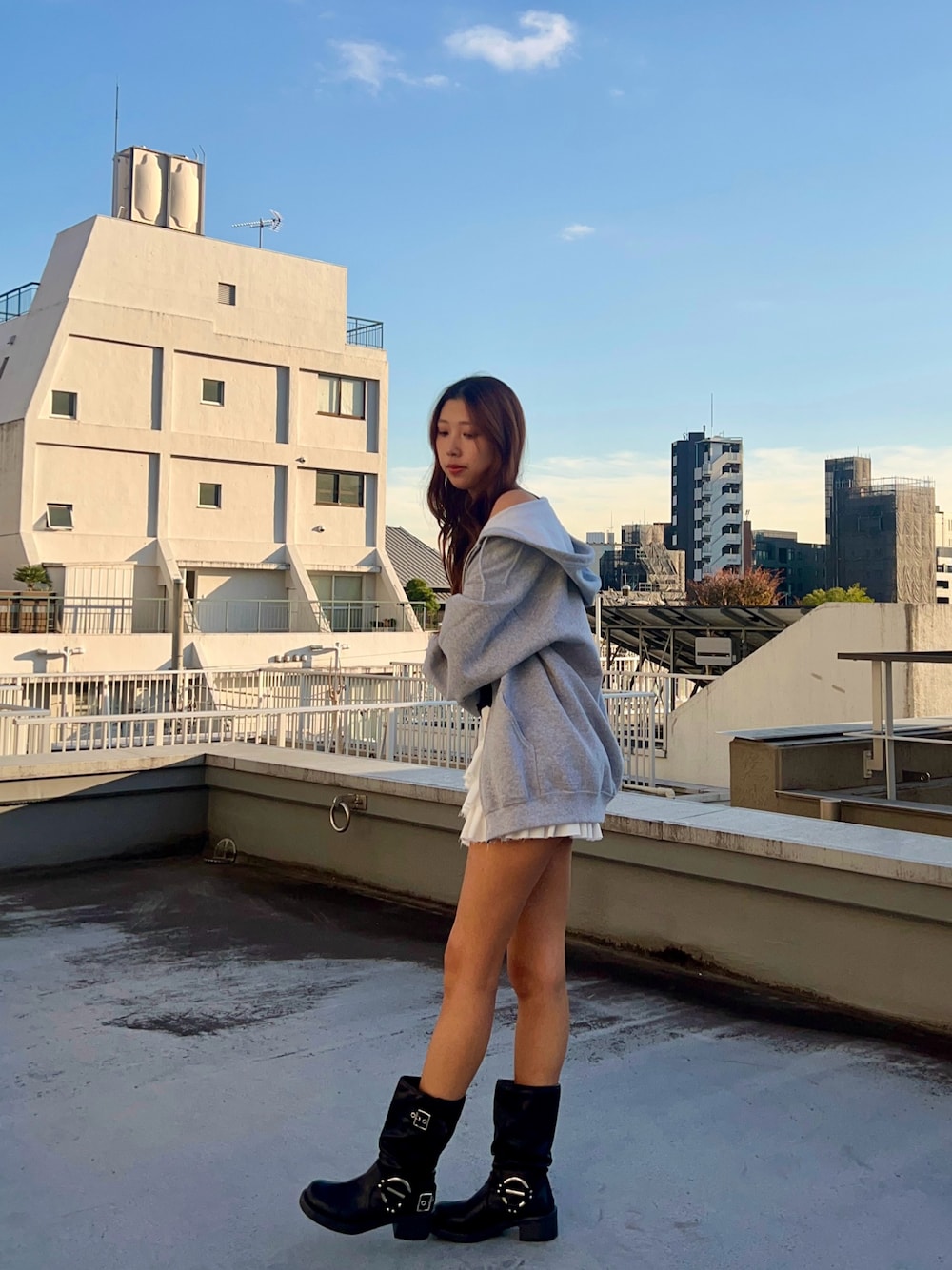 Chick（チック）の「Engineer boots with side straps / サイドベルト