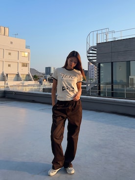 「アイテム（スリッポン）」を使った、NATSUKIさん（レディース・170cm）の秋コーディネート