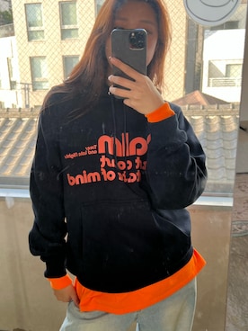 「アイテム（パーカー）」を使った、NATSUKIさん（レディース・170cm）の秋コーディネート