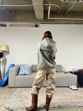 「アイテム（パーカー）」を使った、NATSUKIさん（レディース・170cm）の秋コーディネート