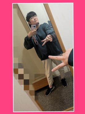 「アイテム（スニーカー）」を使った、misakiさん（レディース・167cm・10代）の秋コーディネート