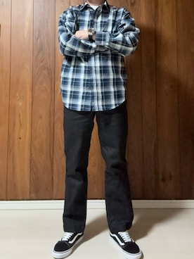 「アイテム（スニーカー）」を使った、racchiさん（メンズ・176cm）の秋コーディネート