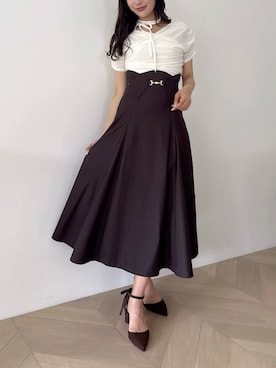 「dazzlin（ダズリン）のシアーベロアドレープトップス（Tシャツ/カットソー、ホワイト系）」を使った、yunaさん（レディース・161cm）の夏コーディネート