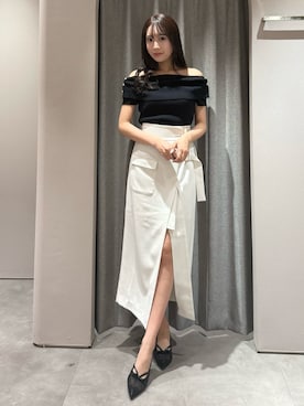 「dazzlin（ダズリン）のパールオフショルニットトップス（ニット/セーター、ブラック系）」を使った、yunaさん（レディース・161cm）の春コーディネート