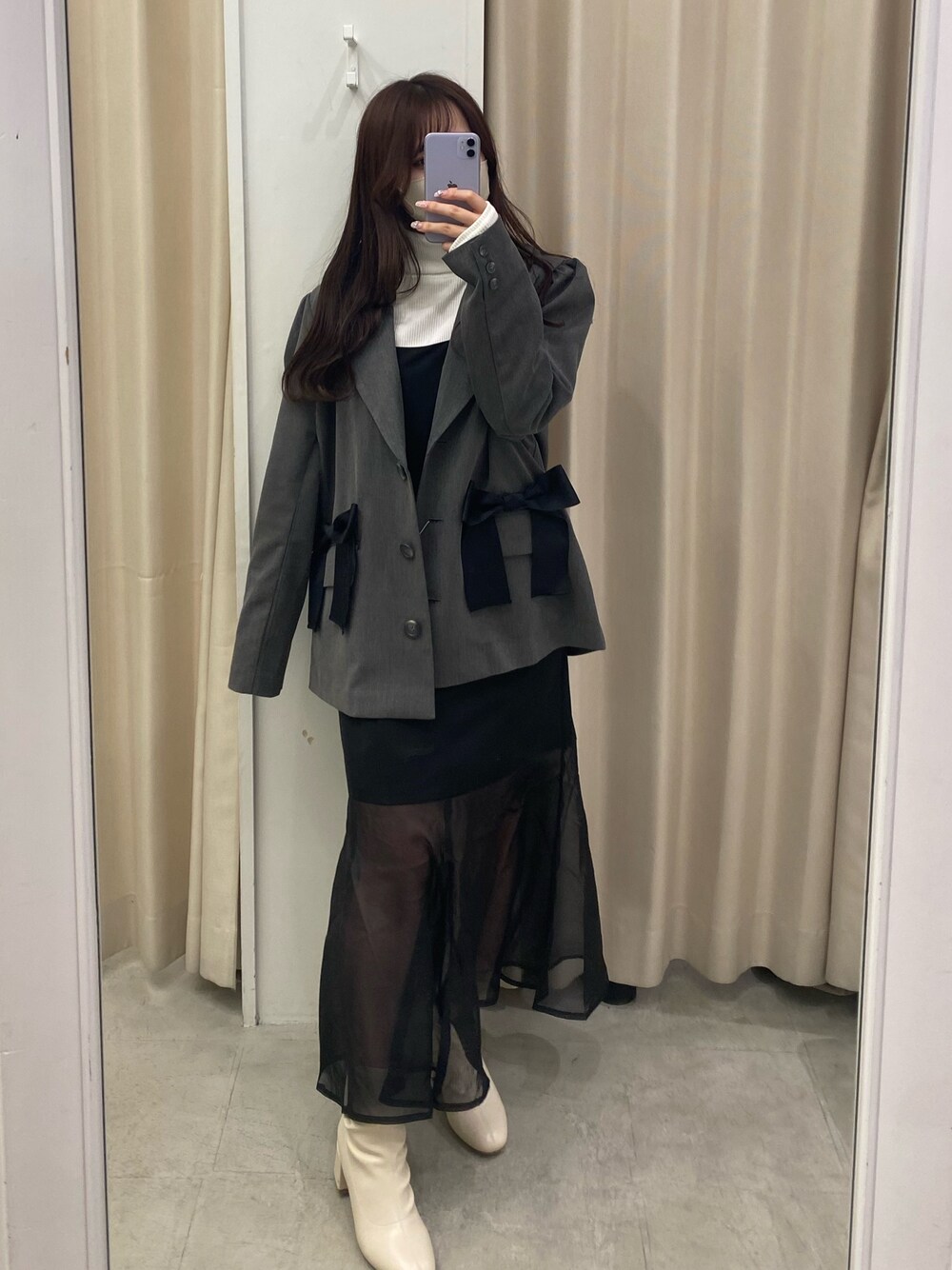 「ほめられ本命コーデ、休日コーデ、春、大人女子、お洒落さんとつながりたい、オーバーサイズ、ootd、プチプラ、リボン、キャミワンピ、シアーワンピース」｜「one after another NICE CLAUPの【人気の為再入荷！】イニシャルハイネックトップス（Tシャツ/カットソー、ホワイト系）」を使った、mizuki♡さん（レディース・157cm）の冬コーディネートの1枚目の写真