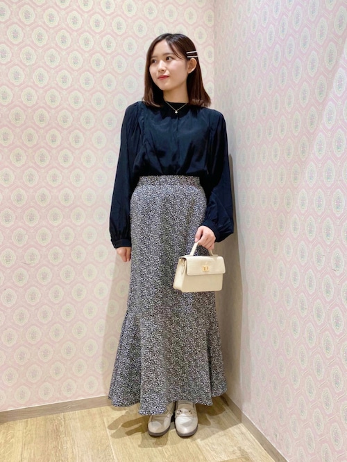 Earth Music Ecologytomiさんのシャツ ブラウスを使ったコーディネート Zozotown