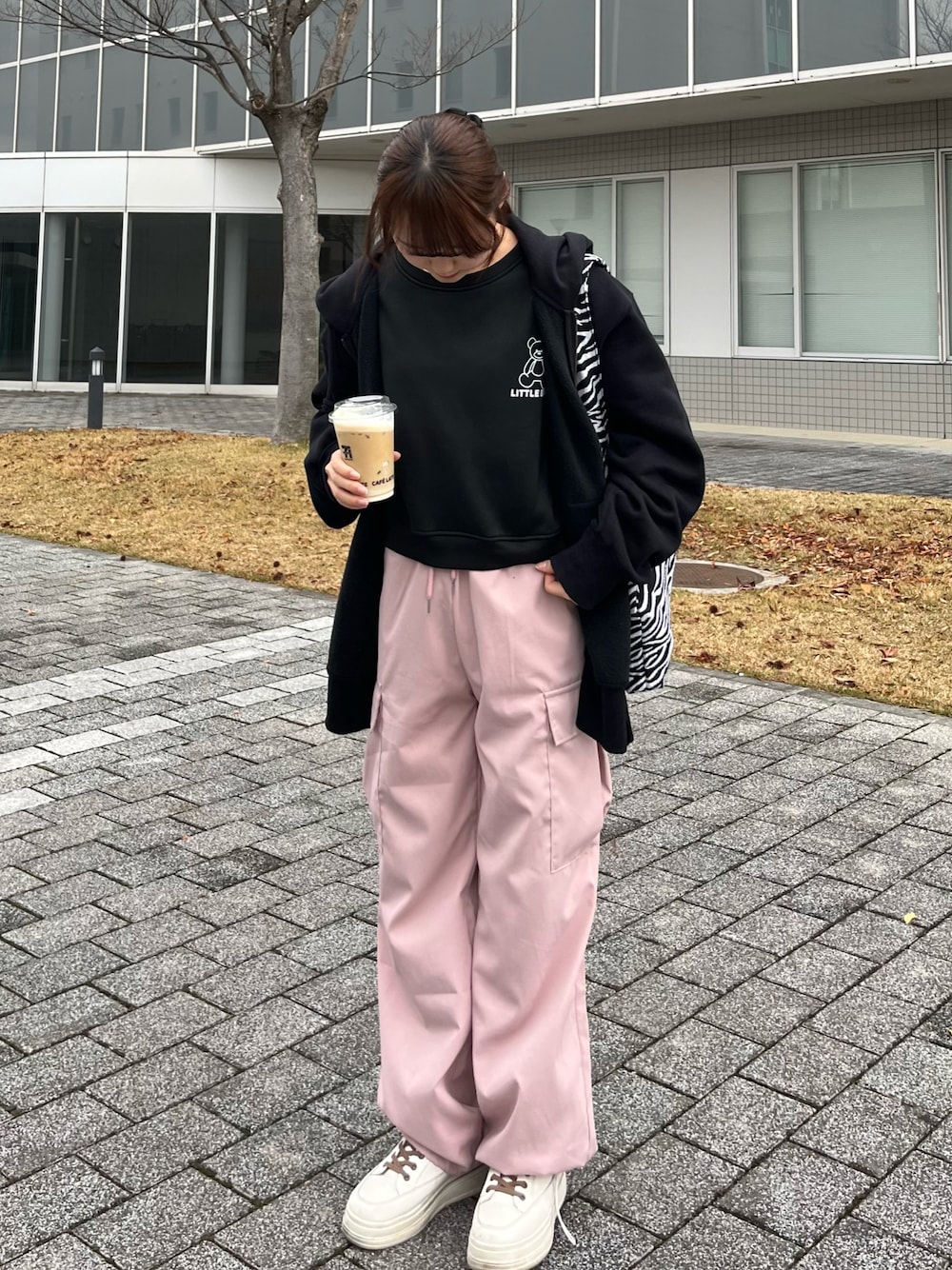 ungrid 薄いピンク カーゴパンツ　春服　パンツ 1692692705_500.jpg