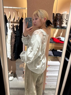 「w closet（ダブルクローゼット）のレースメロウスウェット（Tシャツ/カットソー、ホワイト系）」を使った、yuuka   shinodaさん（レディース・153cm）の春コーディネート