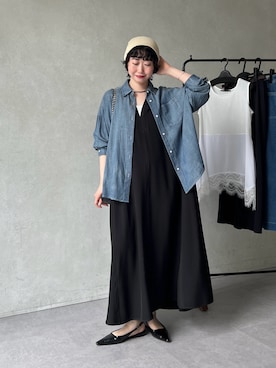 「un dix cors（アンディコール）のシアーDENIMシャツ（シャツ/ブラウス、ブルー系）」を使った、M a k oさん（レディース・155cm）の春コーディネート