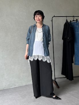 「un dix cors（アンディコール）のシアーDENIMシャツ（シャツ/ブラウス、ブルー系）」を使った、M a k oさん（レディース・155cm）の春コーディネート