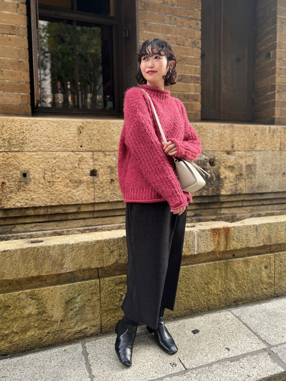 「秋ルック紹介するよ、ビッグシルエット、きれいめカジュアル、秋コーデ、プチプラ、Coming soon...、韓国ファッション、シンプルコーデ、シンプルスタイル、ピンクコーデ、ニット」｜「Chez toiのバスケット編みスタンドネックプルオーバー（ニット/セーター、ピンク系）」を使った、M a k oさん（レディース・155cm）の秋コーディネートの1枚目の写真