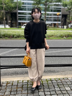 「ワークパンツ」｜「アイテム（パンプス）」を使った、M a k oさん（レディース・155cm）の秋コーディネート