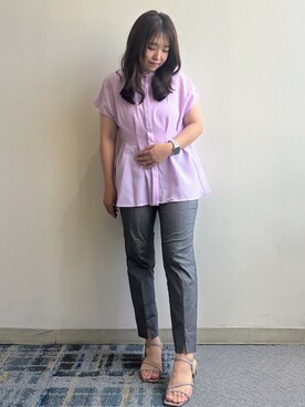 「OPAQUE.CLIP（オペークドットクリップ）の【接触冷感/吸水速乾】リネンライク タックフレンチスリーブブラウス《洗濯機OK》（シャツ/ブラウス、パープル系）」を使った、haraさん（レディース・155cm）の夏コーディネート