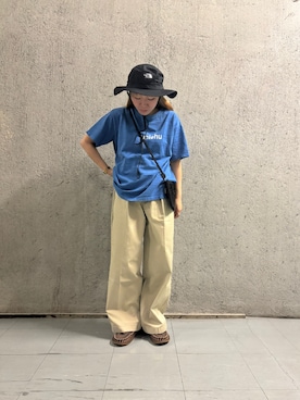 「Lee（リー）の『別注』Lee×DOORS　CHETOPA WIDETOROUSER（その他パンツ、ベージュ系）」を使った、manamiさん（レディース・146cm）の春コーディネート