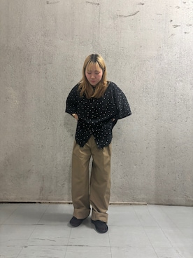 「URBAN RESEARCH DOORS（アーバンリサーチドアーズ）のリネンリヨセルドットドルマンシャツ（シャツ/ブラウス、ブラック系）」を使った、manamiさん（レディース・146cm）の春コーディネート