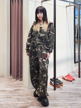 「PBLIM（ページボーイリム）のアイテム（スウェットパンツ）」を使った、いっしぃさん（レディース・154cm）の秋コーディネート