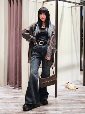 「PAGEBOY（ページボーイ）のプラットチャンキースニーカー（スニーカー、ブラック系）」を使った、いっしぃさん（レディース・154cm）の春コーディネート