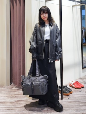 「アイテム（ボストンバッグ、グレー系）」を使った、いっしぃさん（レディース・154cm）の秋コーディネート