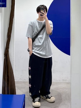 「WaiKei（ワイケイ）の★K-POPアイドル着用【UNISEX】Wai Kei／スタースウェットパンツ（スウェットパンツ、ブルー系）」を使った、863yさん（メンズ）の夏コーディネート