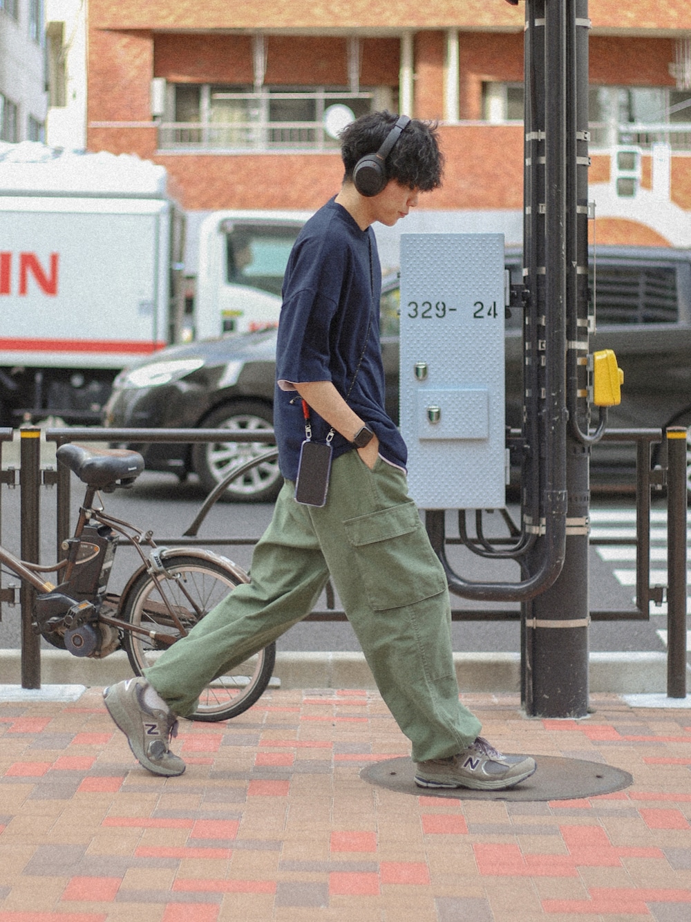 NEW BALANCEのアイテムを使った「シティーボーイ」の人気ファッション