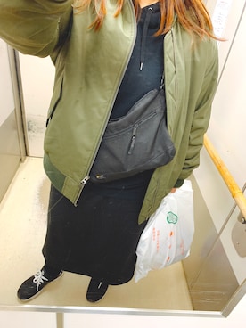 「ぽっちゃりコーデ」｜「アイテム（MA-1）」を使った、すたーたすさん（レディース・158cm）の冬コーディネート