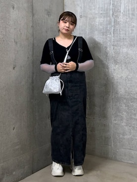 「アイテム（ジャンパースカート）」を使った、なっちゃんさん（レディース・160cm・20代）の秋コーディネート
