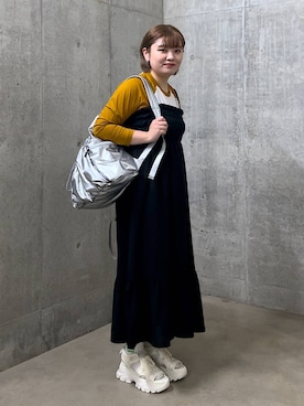 「アイテム（バックパック/リュック、シルバー系）」を使った、なっちゃんさん（レディース・160cm）の春コーディネート