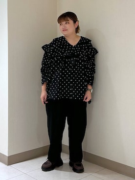「アイテム（シュシュ）」を使った、なっちゃんさん（レディース・160cm）の秋コーディネート