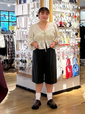 「ハーフパンツ」｜なっちゃんさん（レディース・160cm・20代）の秋コーディネート