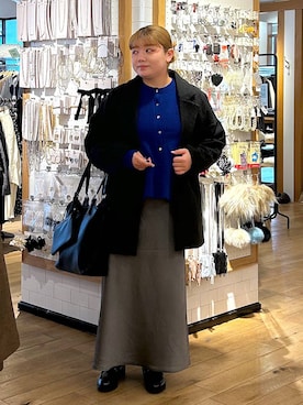 「デート/ロマンティック」｜「アイテム（トートバッグ）」を使った、なっちゃんさん（レディース・160cm）の秋コーディネート