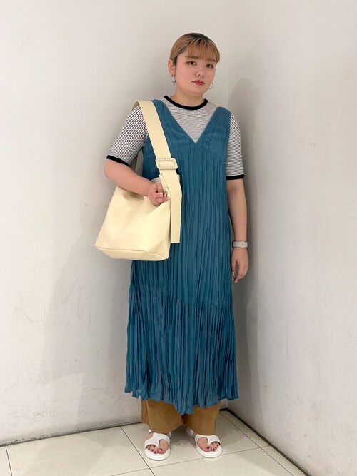 なっちゃん(LOWRYS FARM 相鉄ジョイナス)|LOWRYS FARMのワンピースを使ったコーディネート - WEAR