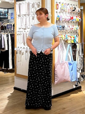 「LOWRYS FARM（ローリーズファーム）のスタイルＵＰクロスカップキャミ　100757（Tシャツ/カットソー、ホワイト系）」を使った、なっちゃんさん（レディース・160cm）の春コーディネート