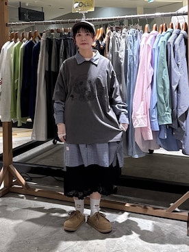 「niko and...（ニコアンド）の《抗菌消臭》スライドモカシンシューズ（モカシン/デッキシューズ、イエロー系）」を使った、おでんさん（レディース・153cm）の春コーディネート