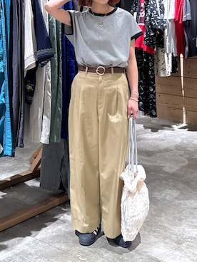 「niko and...（ニコアンド）のボーイズクラフトチノパンツ（チノパンツ）」を使った、おでんさん（レディース・152cm・30代）の夏コーディネート