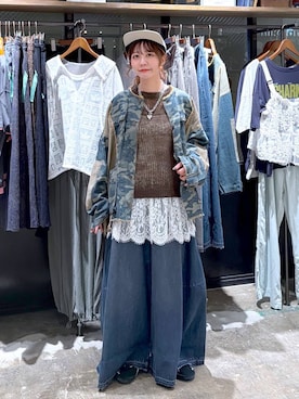 「niko and...（ニコアンド）の透かし編みベスト（ベスト、ブラウン系）」を使った、おでんさん（レディース・153cm）の秋コーディネート