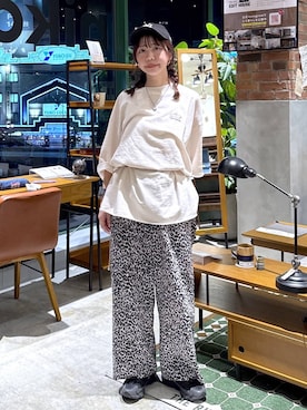「niko and...（ニコアンド）のヴィンテージミニ裏毛Tシャツ（Tシャツ/カットソー、ホワイト系）」を使った、おでんさん（レディース・153cm）の春コーディネート