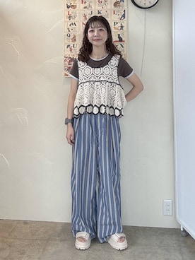 「niko and...（ニコアンド）のGardenタックプリントパンツ（その他パンツ、ブルー系）」を使った、おでんさん（レディース・153cm）の春コーディネート