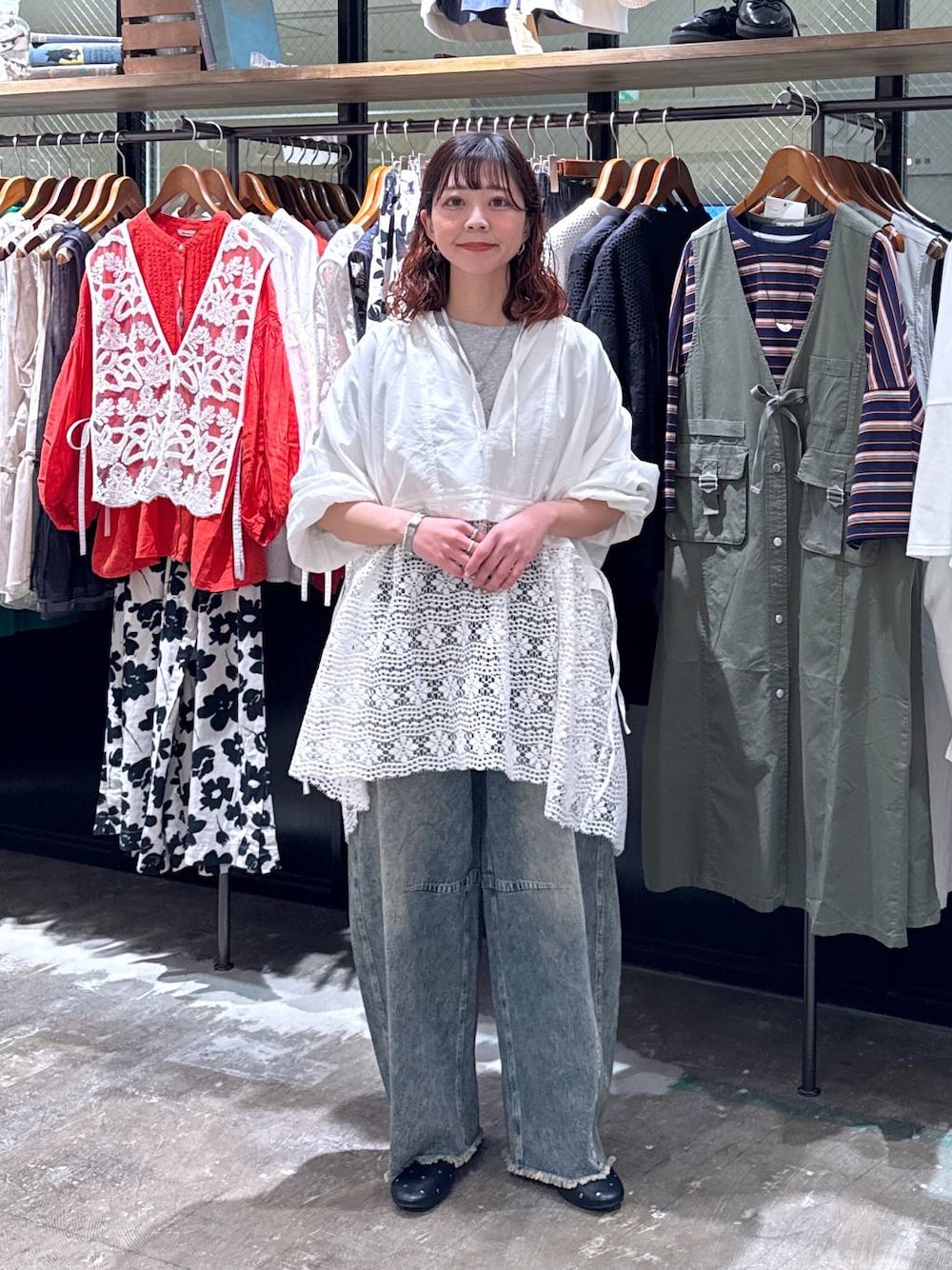 「メンズライク、低身長、カジュアル、niko and ...」｜「niko and...のセルフカットバレルパンツ（その他パンツ、ブルー系）」を使った、おでんさん（レディース・152cm）の春コーディネートの1枚目の写真